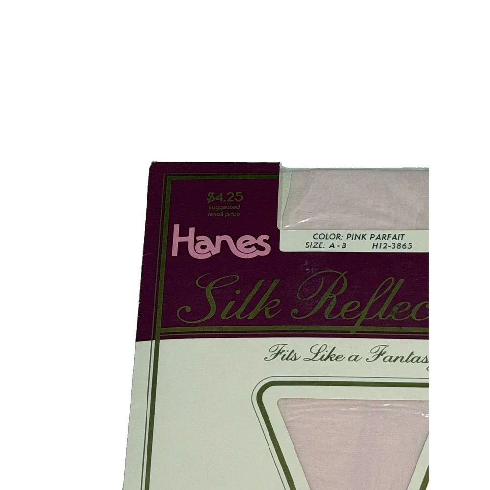 VTG New Hanes Silk Reflections Sheer Pantyhose Sandalfoot Sz AB Pink Parfait 715